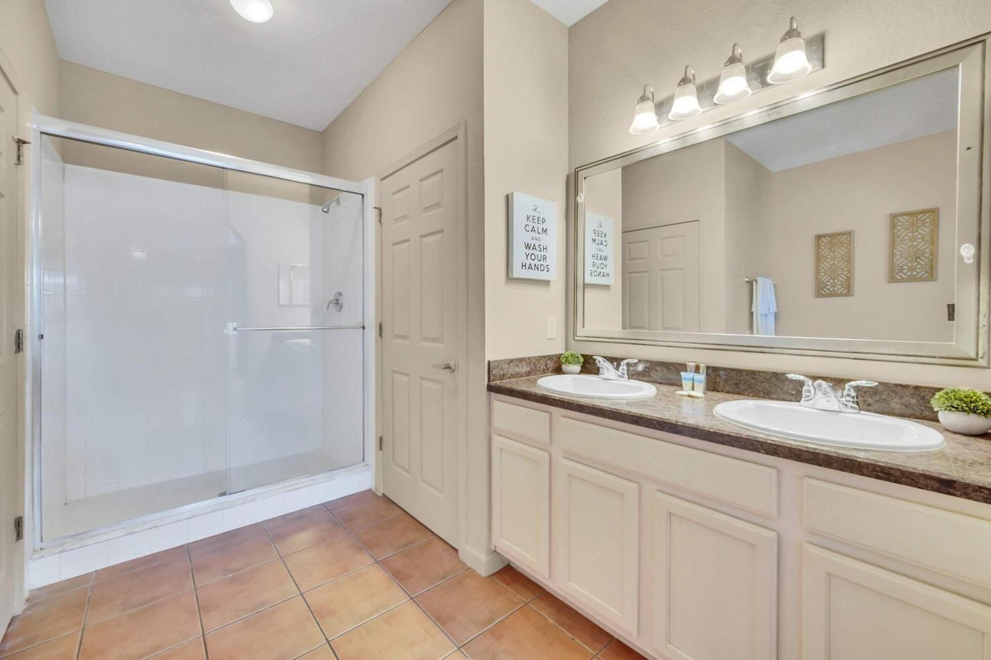 Bright 3br With Pool And Hot Tub, Close To Disney! Holiday home *